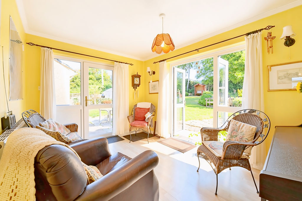 Garden Room- click for photo gallery